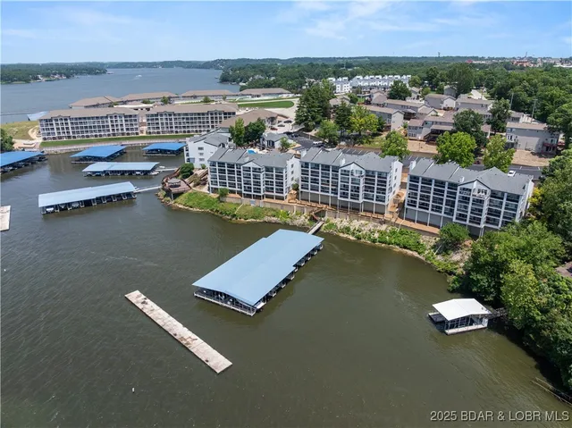 $335,000 | 4897 Bridgepointe Drive, Unit 141, Osage Beach, MO 65065