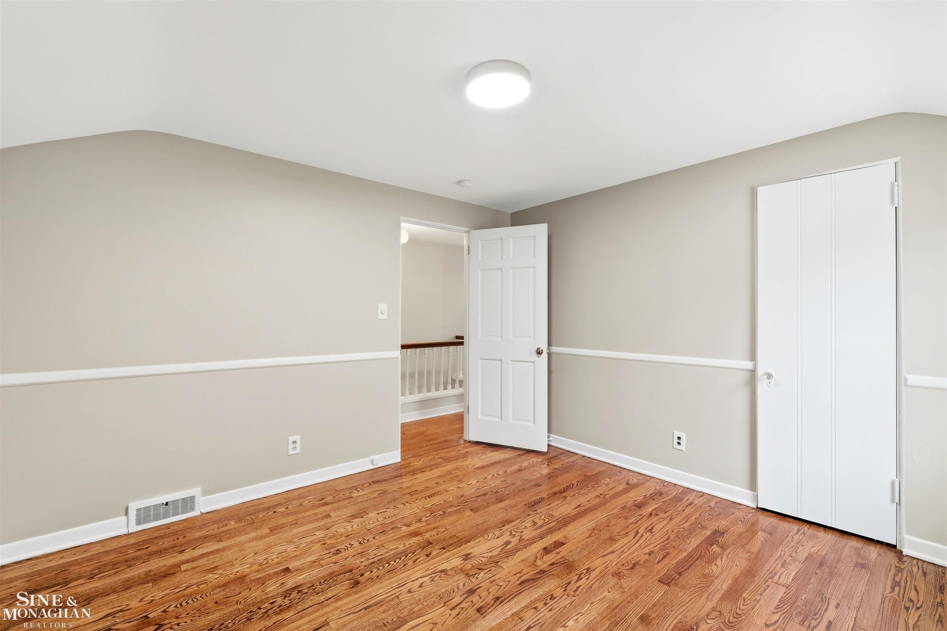 180 Fisher Road Grosse Pointe Farms, MI 48230 - Photo 39 of 88