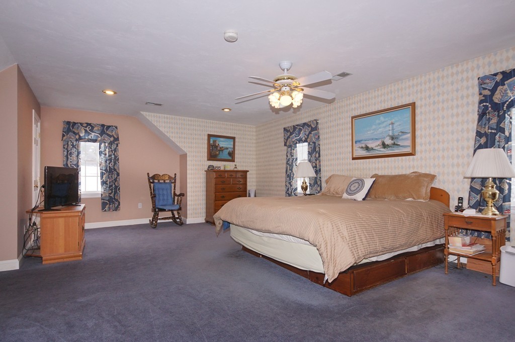 80 Little Pond Road Northborough, MA 01532 - Photo 16 of 27 Gallery Image 16