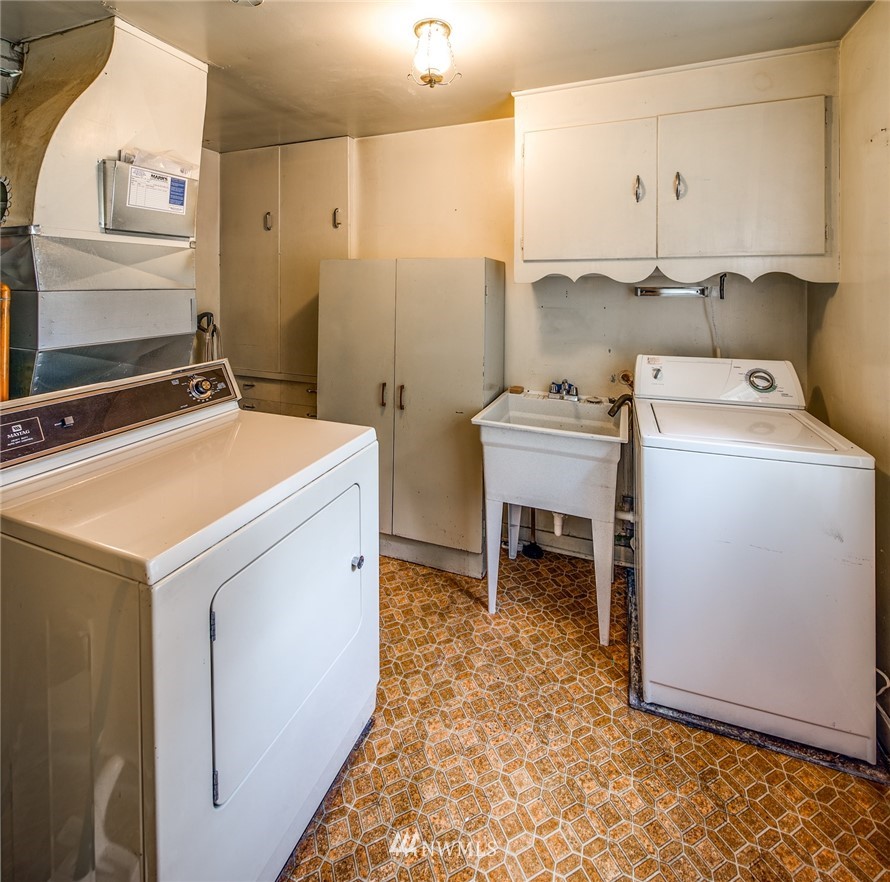 2341 Yew Street Road Bellingham, WA 98229 - Photo 21 of 31 Gallery Image 21