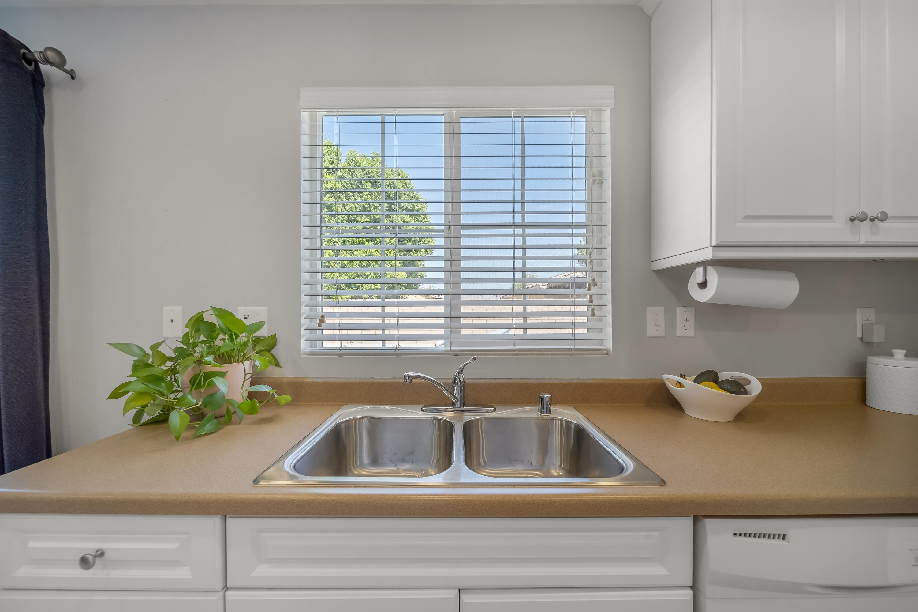 84030 Manhattan Avenue Coachella, CA 92236 - Photo 15 of 48 84030 manhattan dr (18)