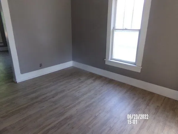 $26,900 | 1025 North D Street, Arkansas City, KS 67005