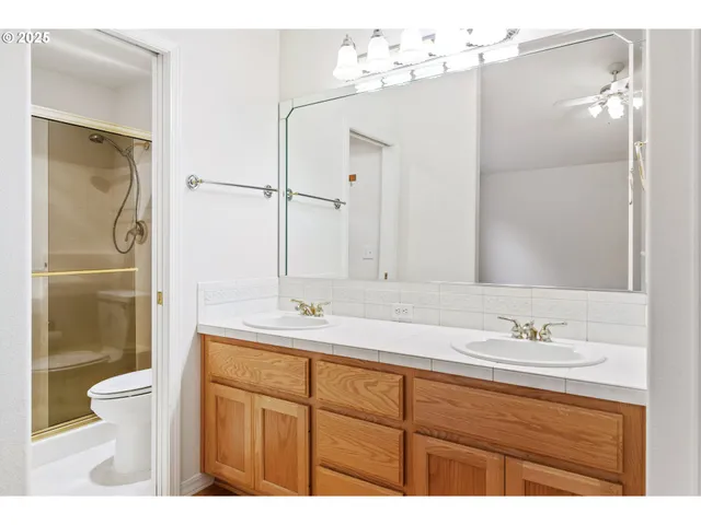 $585,000 | 15205 Northeast 20th Street, Vancouver, WA 98684