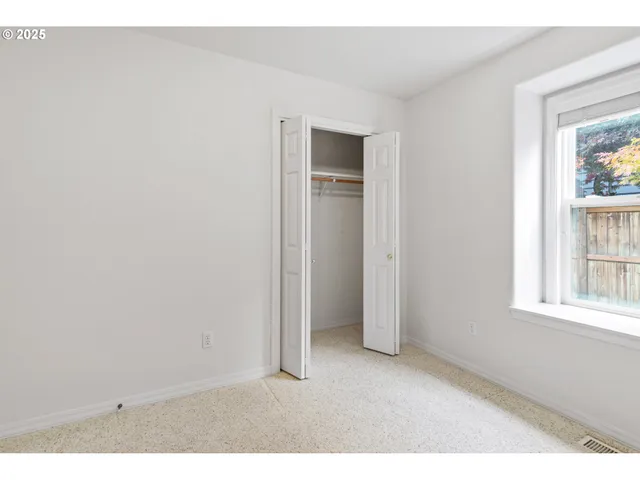 $585,000 | 15205 Northeast 20th Street, Vancouver, WA 98684