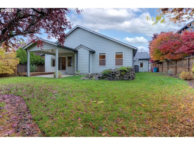 $585,000 | 15205 Northeast 20th Street, Vancouver, WA 98684