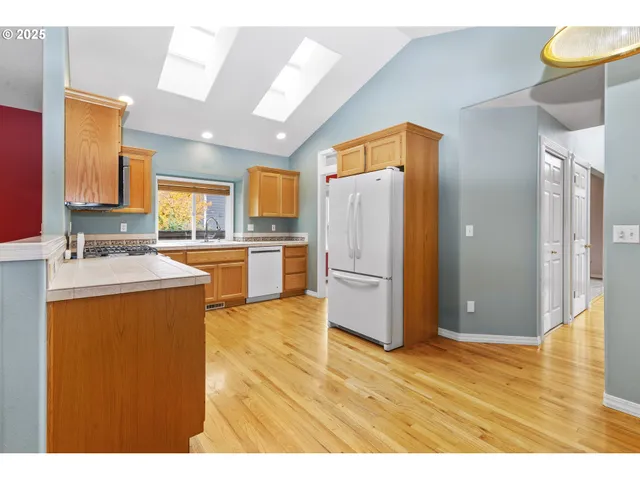 $585,000 | 15205 Northeast 20th Street, Vancouver, WA 98684