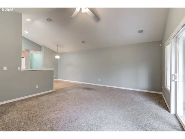 $585,000 | 15205 Northeast 20th Street, Vancouver, WA 98684