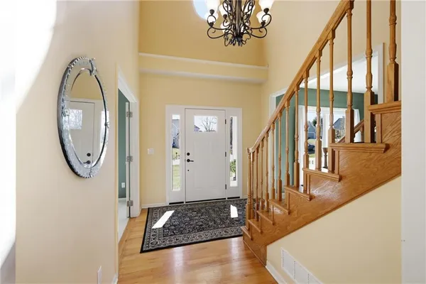 $600,000 | 30602 84th Circle, De Soto, KS 66018