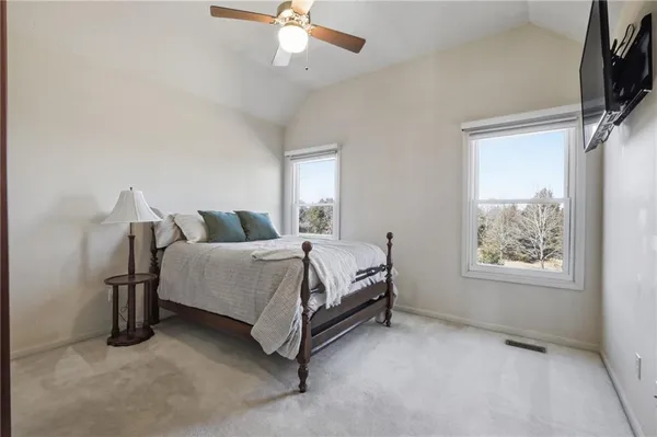 $600,000 | 30602 84th Circle, De Soto, KS 66018