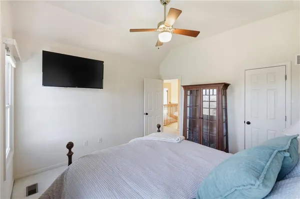 $600,000 | 30602 84th Circle, De Soto, KS 66018