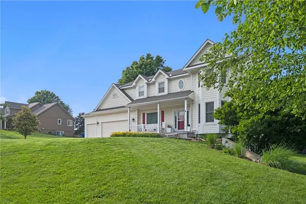 $600,000 | 30602 84th Circle, De Soto, KS 66018