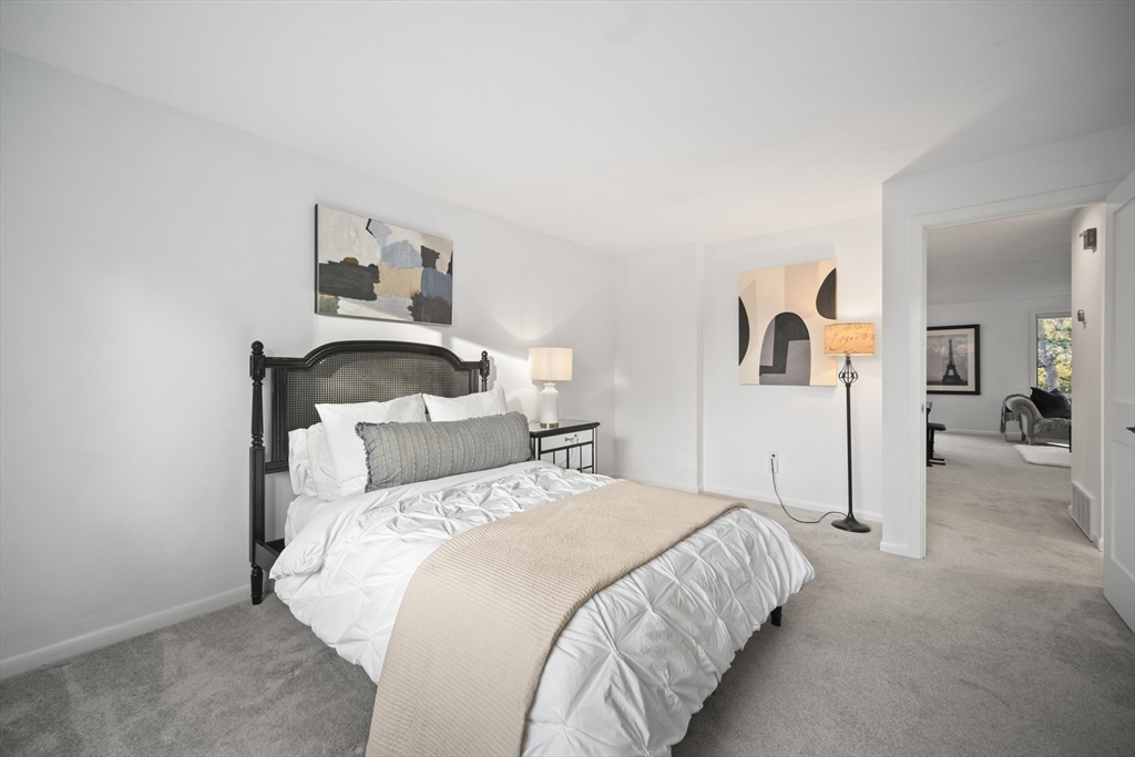 23 Concord Greene, Unit 4 Concord, MA 01742 - Photo 20 of 34