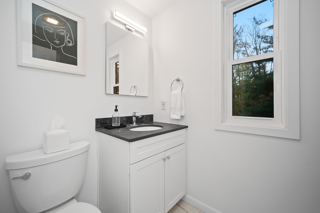 23 Concord Greene, Unit 4 Concord, MA 01742 - Photo 21 of 34