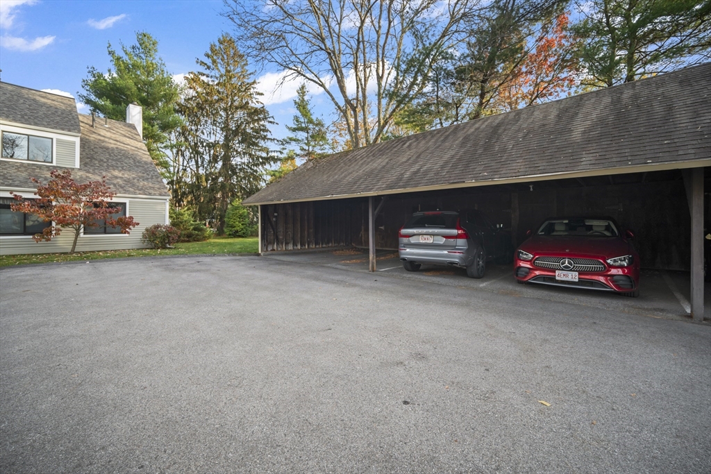 23 Concord Greene, Unit 4 Concord, MA 01742 - Photo 27 of 34