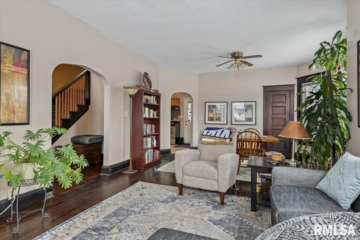 958 North 2nd Street Springfield, IL 62702 - Photo 5 of 27