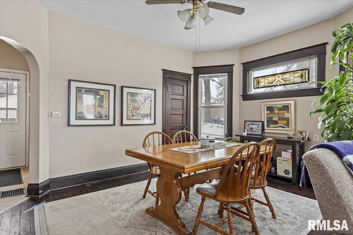 958 North 2nd Street Springfield, IL 62702 - Photo 7 of 27