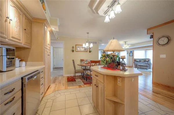 $596,550 | 10804 Wellman Road, McLouth, KS 66054
