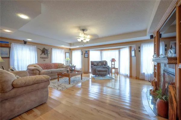 $596,550 | 10804 Wellman Road, McLouth, KS 66054