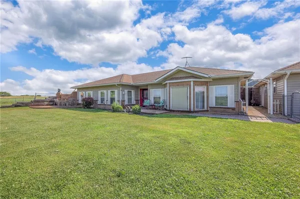 $596,550 | 10804 Wellman Road, McLouth, KS 66054