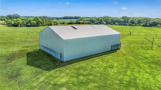 $615,000 | 10804 Wellman Road, McLouth, KS 66054