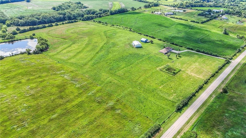 10804 Wellman Road McLouth, KS 66054 - Photo 37 of 44