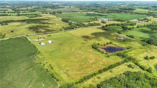 $596,550 | 10804 Wellman Road, McLouth, KS 66054