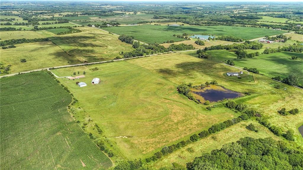 10804 Wellman Road McLouth, KS 66054 - Photo 41 of 44