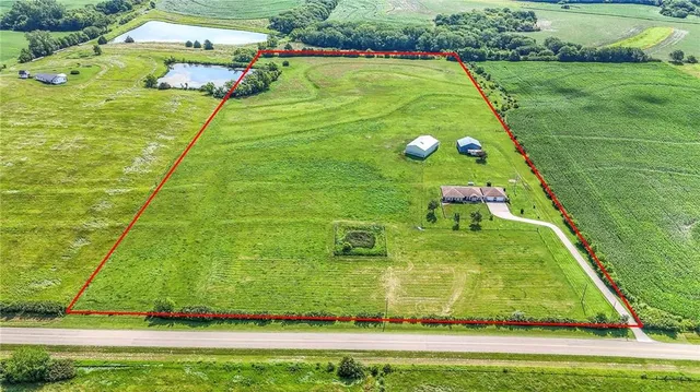 $615,000 | 10804 Wellman Road, McLouth, KS 66054
