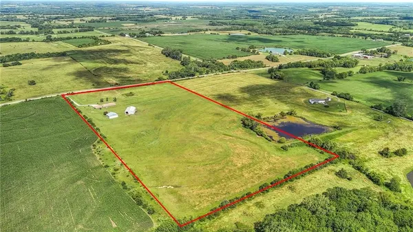 $596,550 | 10804 Wellman Road, McLouth, KS 66054