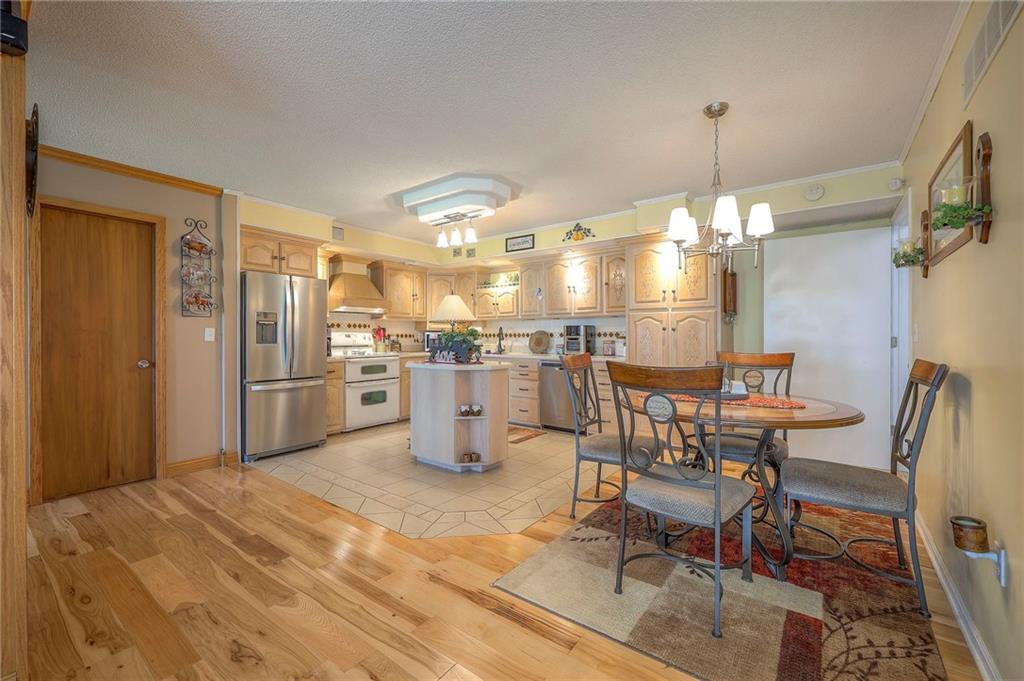 10804 Wellman Road McLouth, KS 66054 - Photo 9 of 44