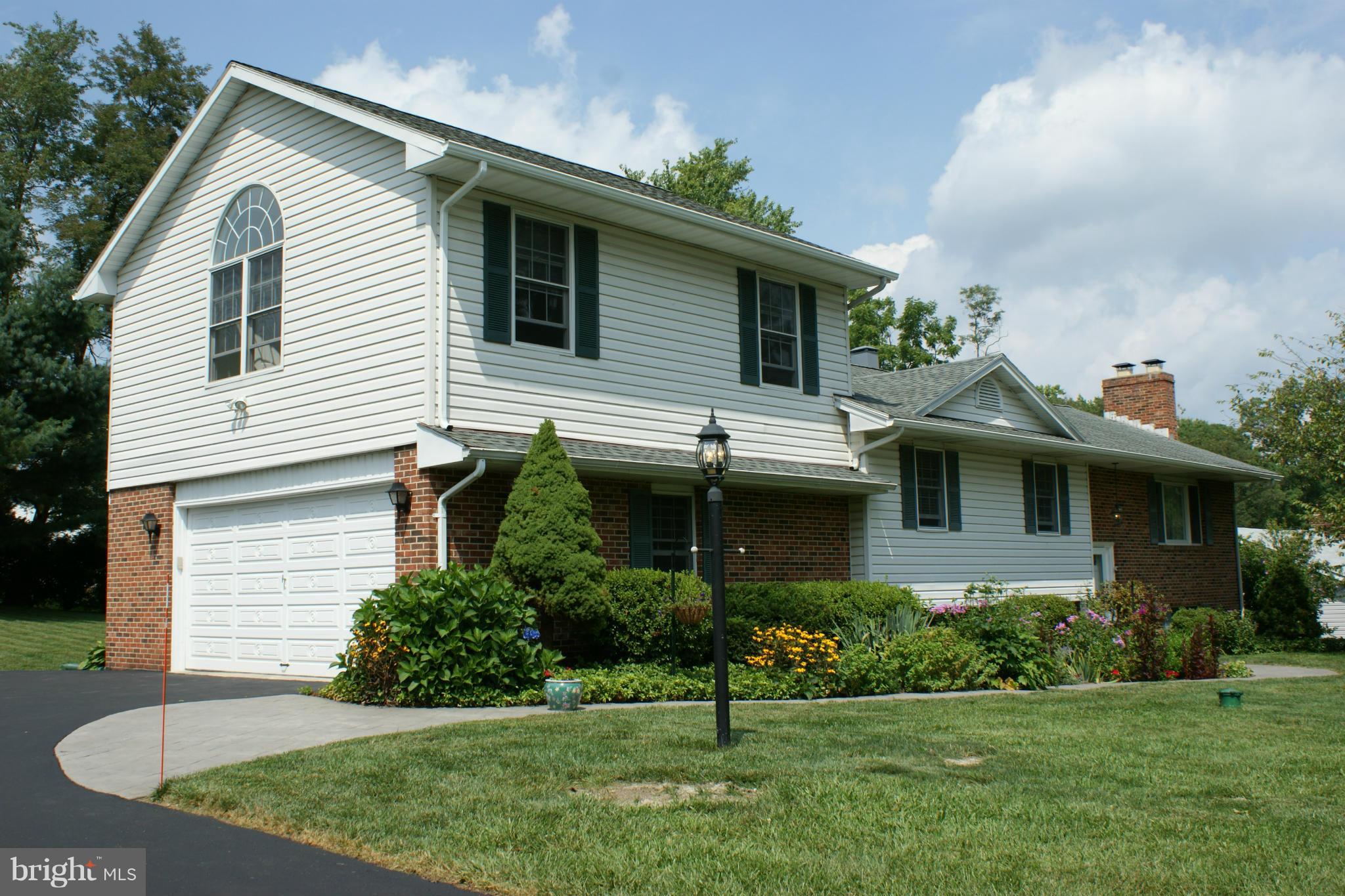 535 Stratford Road Fallston, MD 21047 - Photo 1 of 29 Exterior (Front)