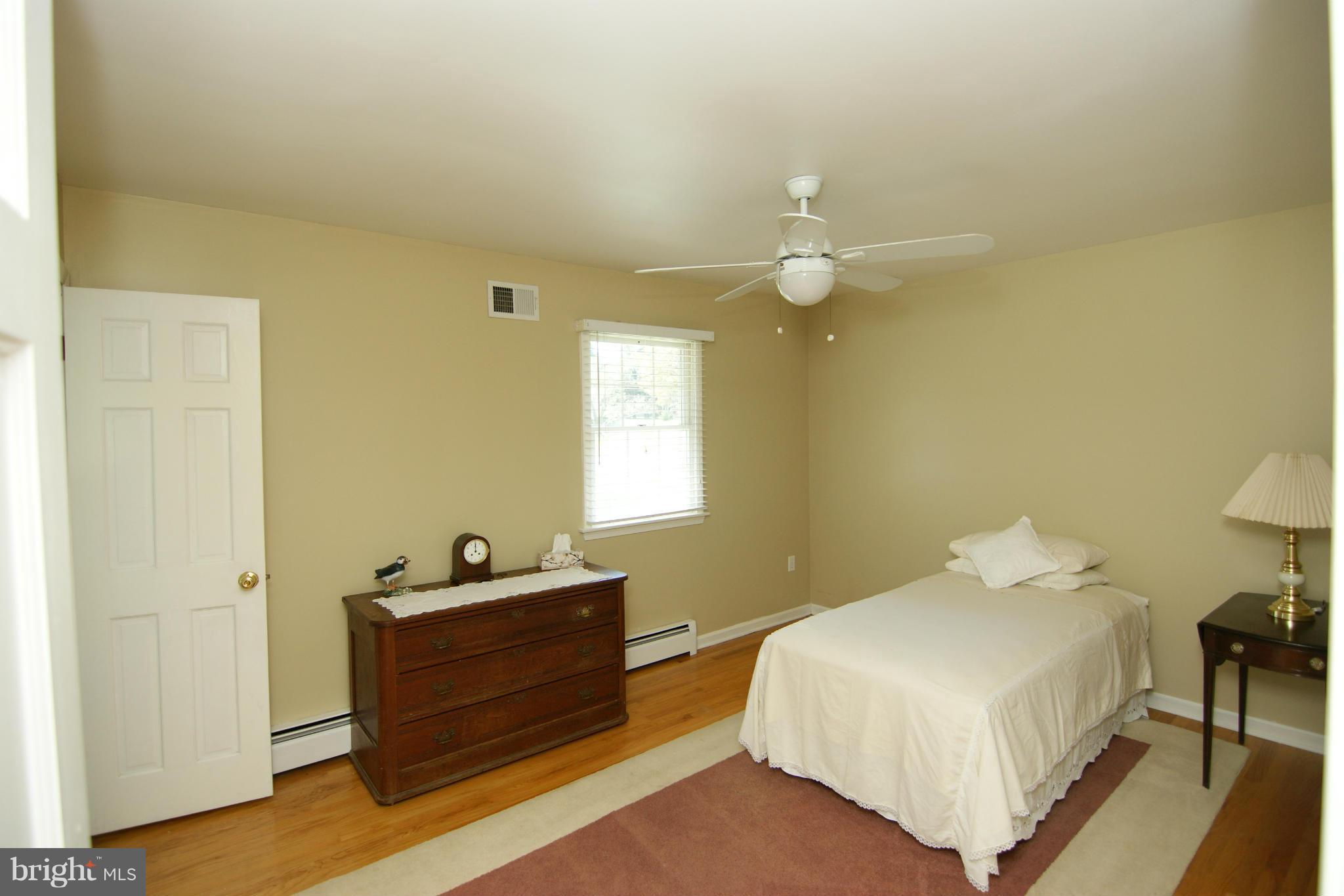 535 Stratford Road Fallston, MD 21047 - Photo 20 of 29 Bedroom with Full Bath