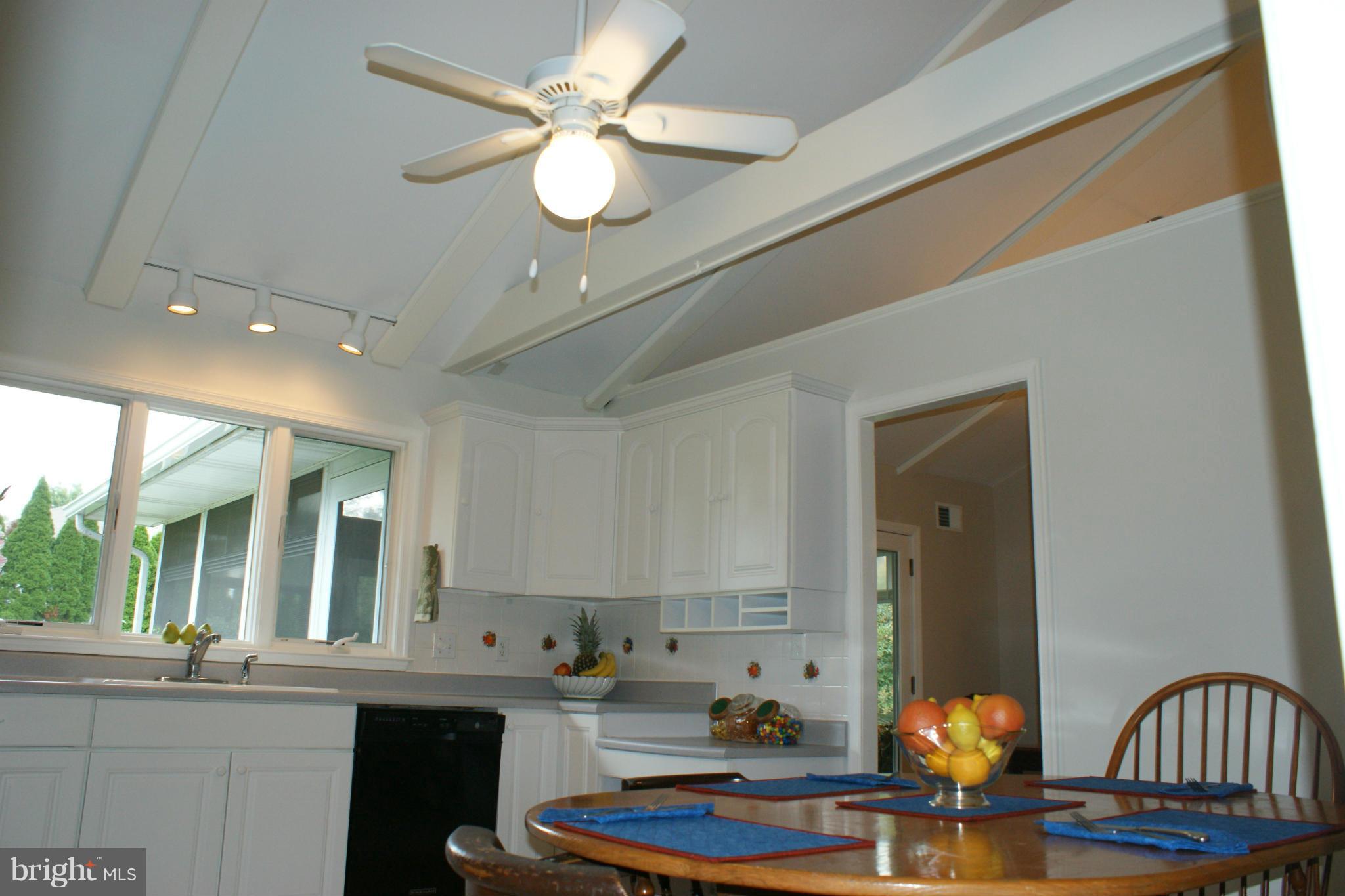 535 Stratford Road Fallston, MD 21047 - Photo 3 of 29 Kitchen