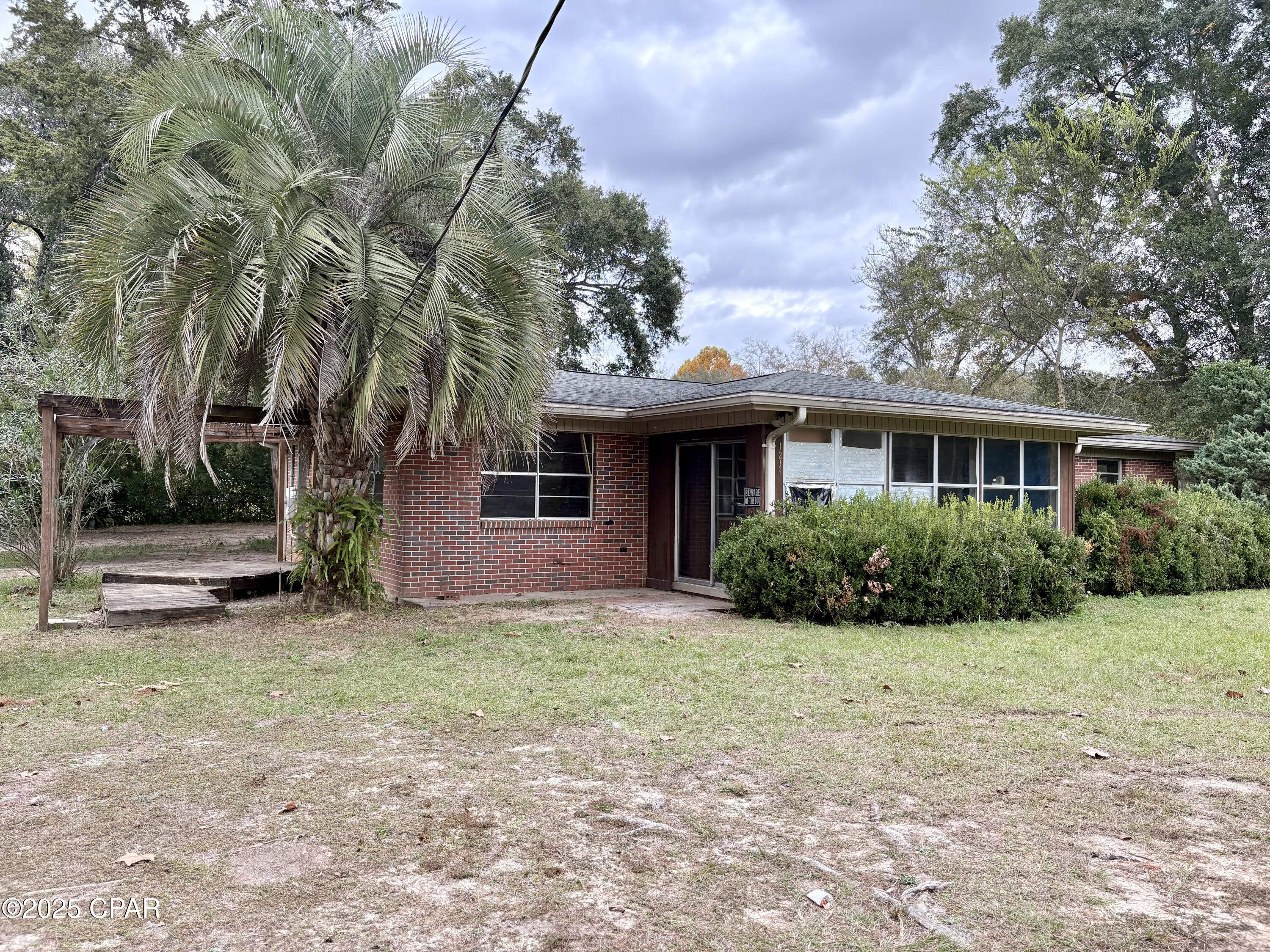 1214 Johnson Avenue Chipley, FL 32428 - Photo 3 of 26