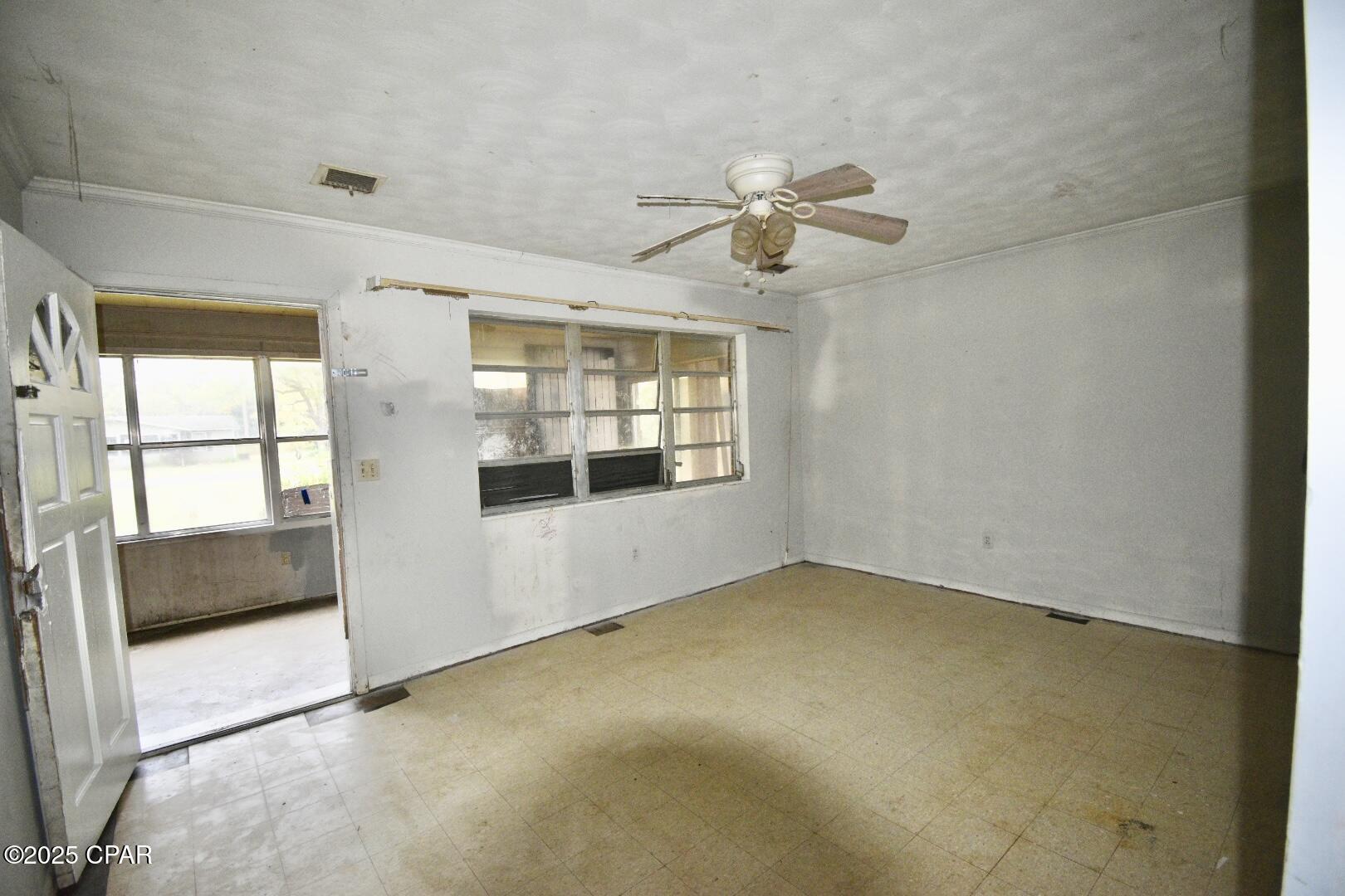 1214 Johnson Avenue Chipley, FL 32428 - Photo 8 of 26