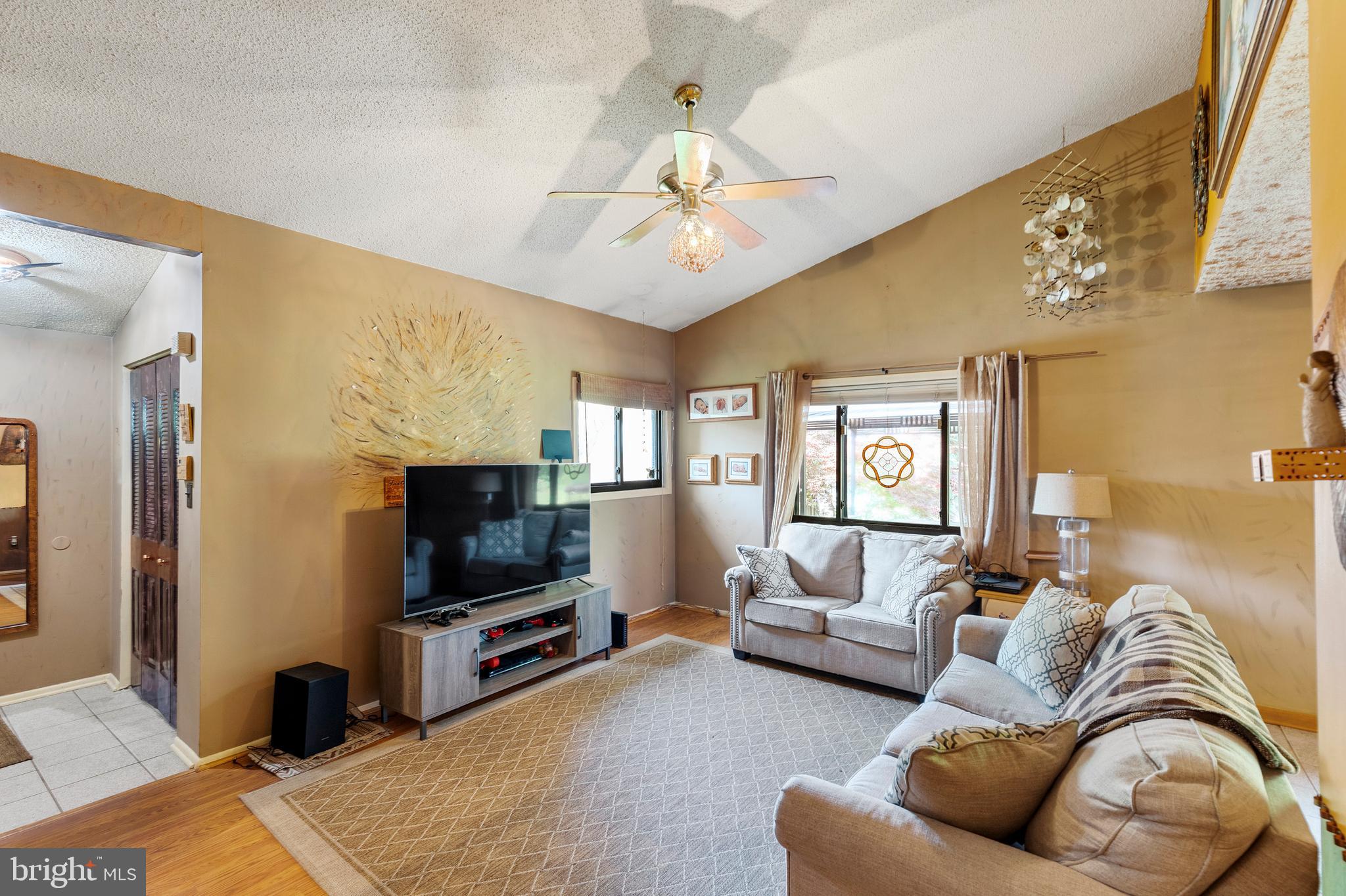 59 Dover Drive Lindenwold, NJ 08021 - Photo 4 of 23