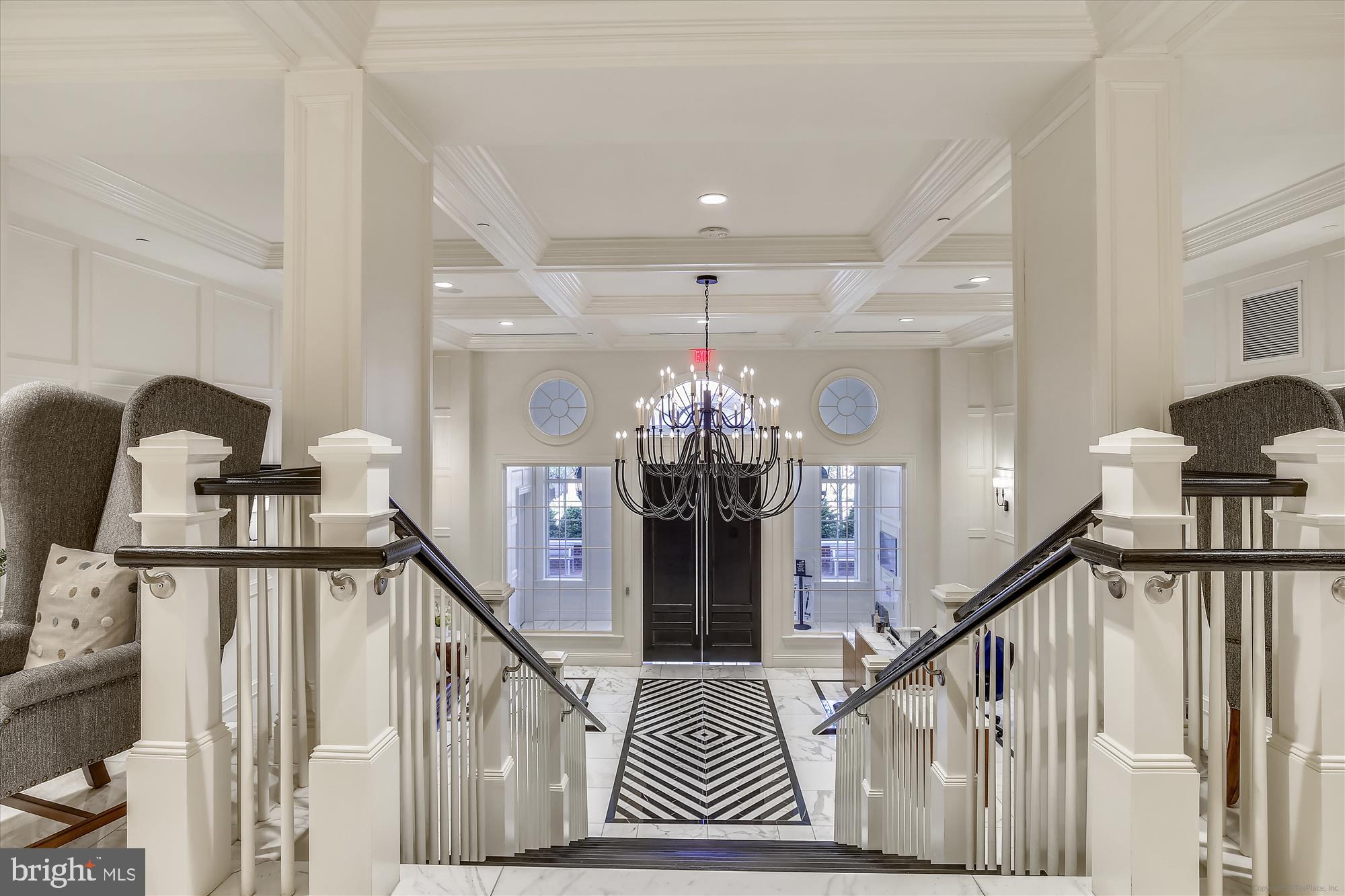 6900 Fleetwood Road, Unit 600 McLean, VA 22101 - Photo 27 of 31 a view of a hallway with furniture