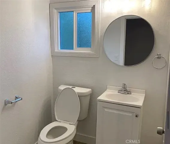 $2,450 | 3442 Lime Street, Riverside, CA 92501