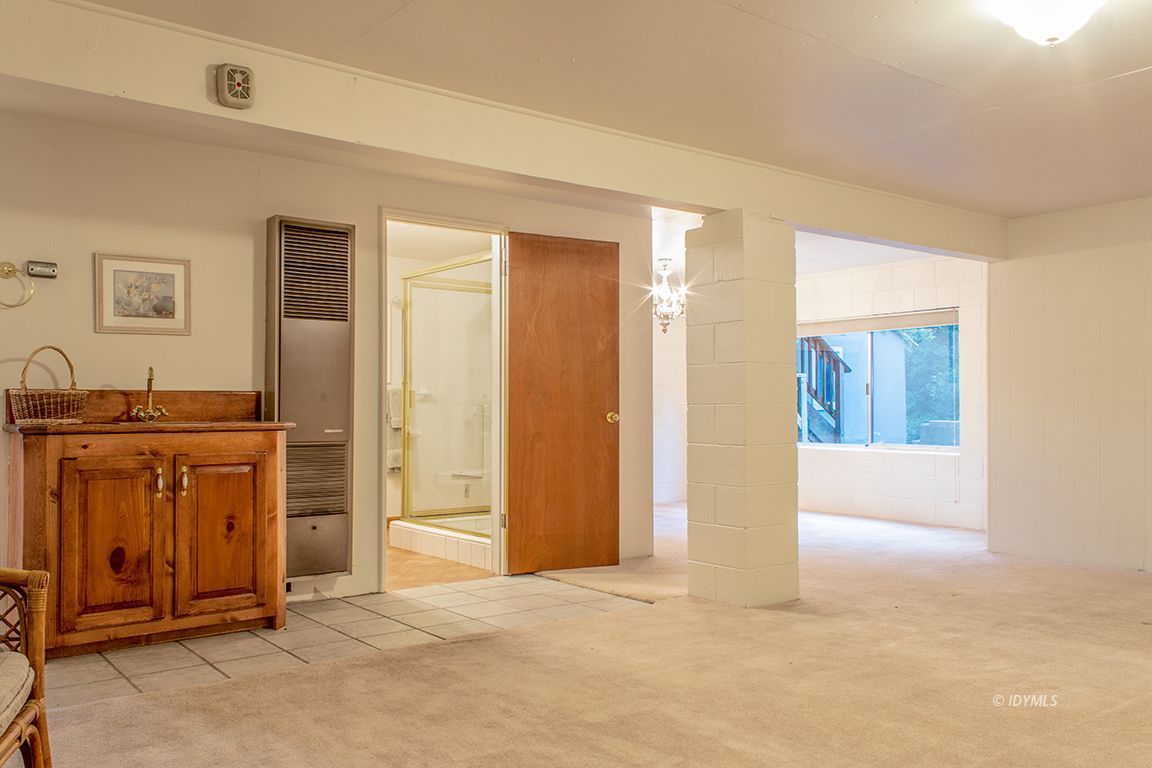 25341 Tahquitz Road Idyllwild, CA 92549 - Photo 44 of 56 LOWER LEVEL ROOM