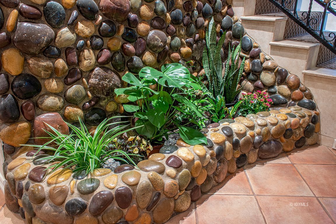 25341 Tahquitz Road Idyllwild, CA 92549 - Photo 10 of 56 a view of a garden with plants