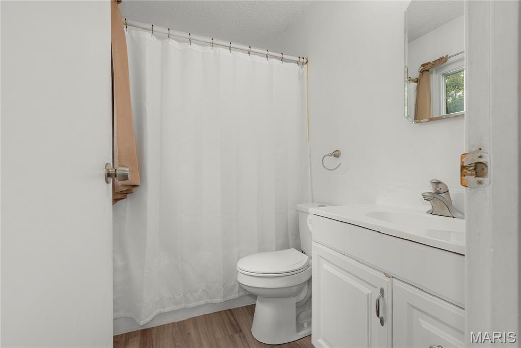 18 Roland Avenue Ballwin, MO 63021 - Photo 7 of 25 Gallery Image 7