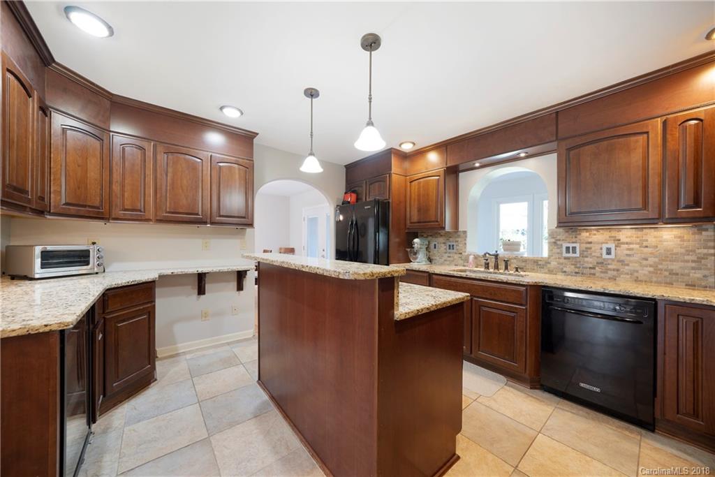 1109 Berry Ridge Road Charlotte, NC 28270 - Photo 14 of 33 Gallery Image 14