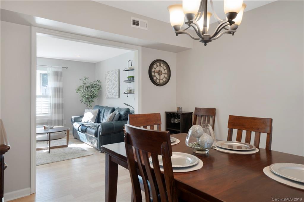 1109 Berry Ridge Road Charlotte, NC 28270 - Photo 10 of 33 Gallery Image 10