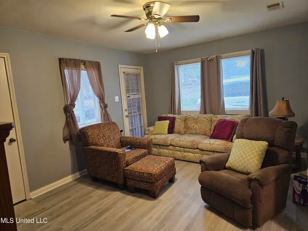 $160,000 | 1687 Whitehead Drive, Southaven, MS 38671