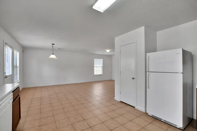 $1,750 | 19714 Redwood Manor Lane, Cypress, TX 77433