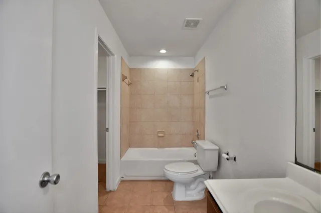 $1,750 | 19714 Redwood Manor Lane, Cypress, TX 77433