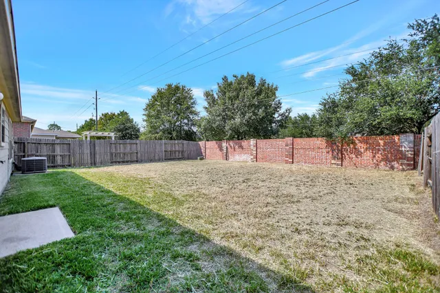 $1,750 | 19714 Redwood Manor Lane, Cypress, TX 77433