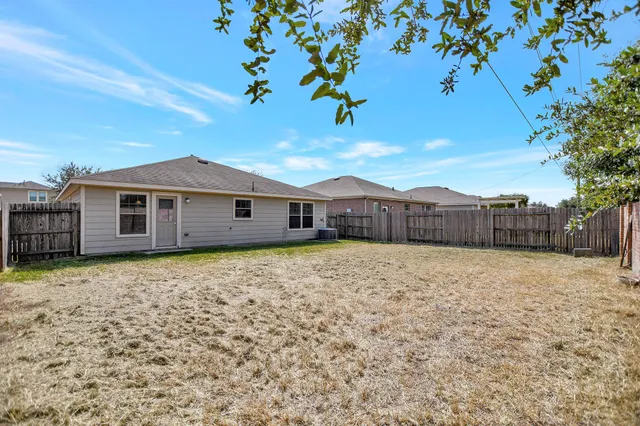 $1,750 | 19714 Redwood Manor Lane, Cypress, TX 77433