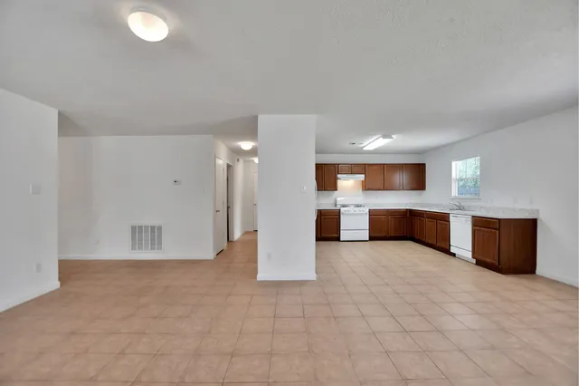 $1,750 | 19714 Redwood Manor Lane, Cypress, TX 77433