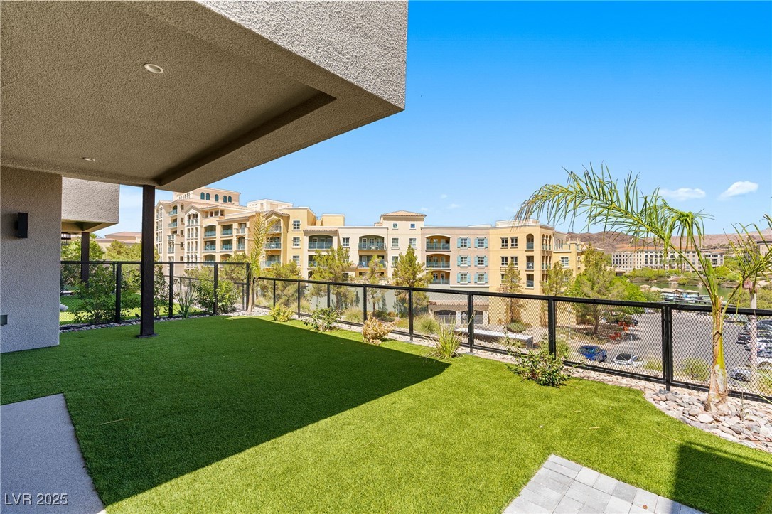 26 Promenade Isle Lane Henderson, NV 89011 - Photo 34 of 70